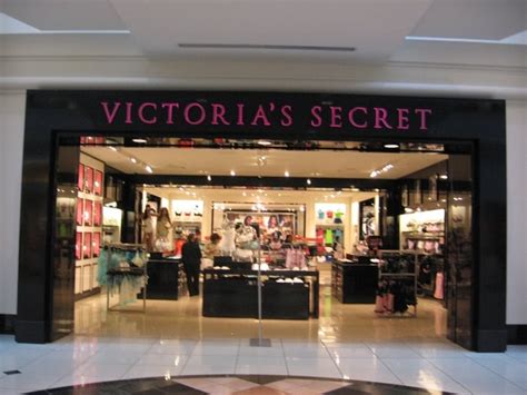 Near me victoria secret - World-famous bras, panties, lingerie, and beauty collections as well as exciting fashions.